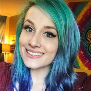 Meet your Posher, Melissa